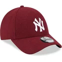 casquette-courbee-rouge-ajustable-9forty-essential-melton-wool-new-york-yankees-mlb-new-era