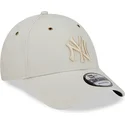 mutzen-gebogen-beige-verstellbares-band-9forty-washed-canvas-der-new-york-yankees-mlb-von-new-era