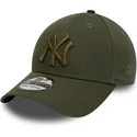grune-gebogene-verstellbare-kappe-mit-grunem-logo-39thirty-league-essential-von-new-york-yankees-mlb-von-new-era