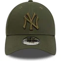 gron-bojd-keps-med-justerbar-passform-och-gront-logo-39thirty-league-essential-new-york-yankees-mlb-fran-new-era