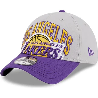 Los Angeles Lakers NBA New Era 9TWENTY Justerbar Grå och Violett Tip Off 2023 Böjd Keps