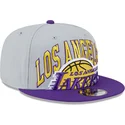 gorra-plana-gris-y-violeta-snapback-9fifty-tip-off-2023-de-los-angeles-lakers-nba-de-new-era