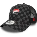 mutzen-gebogen-schwarz-snapback-9forty-a-frame-all-over-print-check-der-ducati-motor-motogp-von-new-era