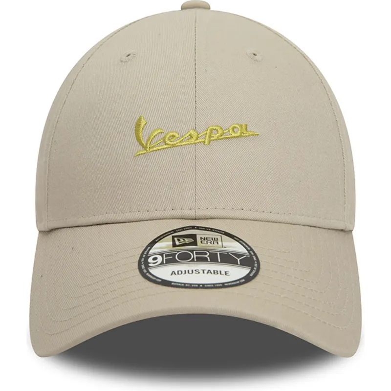 mutzen-gebogen-beige-verstellbares-band-9forty-seasonal-colour-der-vespa-piaggio-von-new-era