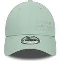 cappellino-curvo-verde-snapback-9forty-seasonal-di-red-bull-racing-formula-1-di-new-era