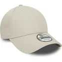 casquette-courbee-beige-ajustable-9forty-essential-new-era