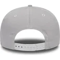mutzen-flach-grau-snapback-9fifty-outline-der-new-york-yankees-mlb-von-new-era
