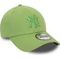 casquette-courbee-verte-ajustable-avec-logo-vert-9forty-league-essential-new-york-yankees-mlb-new-era