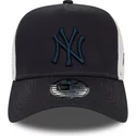 new-era-navy-blue-logo-a-frame-league-essential-new-york-yankees-mlb-navy-blue-and-white-trucker-hat