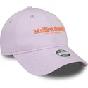 cappellino-viola-con-visiera-curva-regolabile-da-donna-9twenty-wordmark-di-malibu-beach-california-di-new-era
