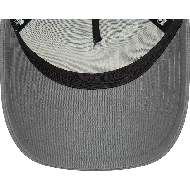 mutzen-gebogen-schwarz-snapback-a-frame-von-new-era