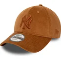 mutzen-gebogen-braun-verstellbares-band-9forty-cord-der-new-york-yankees-mlb-von-new-era