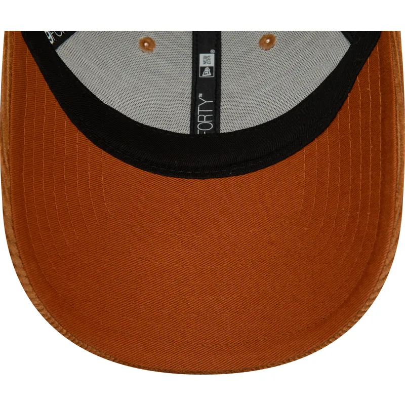 mutzen-gebogen-braun-verstellbares-band-9forty-cord-der-new-york-yankees-mlb-von-new-era mutzen-gebogen-braun-verstellbares-band-9forty-cord-der-new-york-yankees-mlb-von-new-era