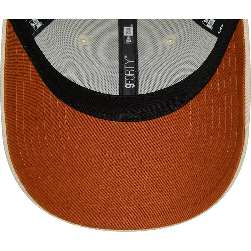 mutzen-gebogen-beige-verstellbares-band-9forty-character-de-diablo-der-tasmania-looney-tunes-von-new-era