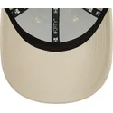 beige-verstellbare-9forty-team-outline-cap-der-new-york-yankees-mlb-von-new-era
