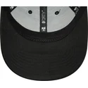 schwarze-verstellbare-kappe-mit-gebogenem-schirm-und-rotem-logo-9forty-home-field-der-new-york-yankees-mlb-von-new-era