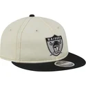 beige-und-schwarze-verstellbare-flatcap-9fifty-retro-crown-denim-der-oakland-raiders-nfl-von-new-era