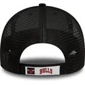 schwarze-verstellbare-9forty-trucker-kappe-home-field-der-chicago-bulls-nba-von-new-era