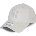 cappello-curvo-grigio-regolabile-con-logo-grigio-da-donna-9forty-tonal-dei-new-york-yankees-mlb-di-new-era