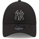 cappellino-con-visiera-curva-nero-regolabile-con-logo-nero-9forty-pop-outline-di-new-york-yankees-mlb-di-new-era