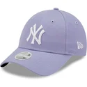violette-verstellbare-curved-cap-fur-damen-9forty-league-essential-der-new-york-yankees-mlb-von-new-era