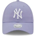justerbar-lila-bojd-keps-for-kvinnor-9forty-league-essential-new-york-yankees-mlb-fran-new-era
