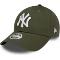 cappellino-curvo-verde-regolabile-da-donna-9forty-league-essential-dei-new-york-yankees-mlb-di-new-era