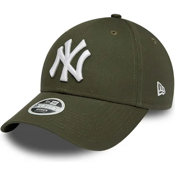 Cappello curvo verde regolabile da donna 9FORTY League Essential dei New York Yankees MLB di New Era