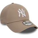 gorra-curva-marron-claro-ajustable-9forty-league-essential-de-new-york-yankees-mlb-de-new-era