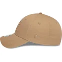9forty-league-essential-new-york-yankees-mlb-di-new-era-cappellino-curvo-regolabile-marrone-chiaro-con-logo-marrone-chiaro-da-do