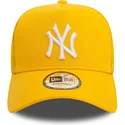 casquette-trucker-jaune-a-frame-league-essential-new-york-yankees-mlb-new-era