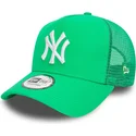mutzen-gebogen-grun-snapback-a-frame-league-essential-der-new-york-yankees-mlb-von-new-era