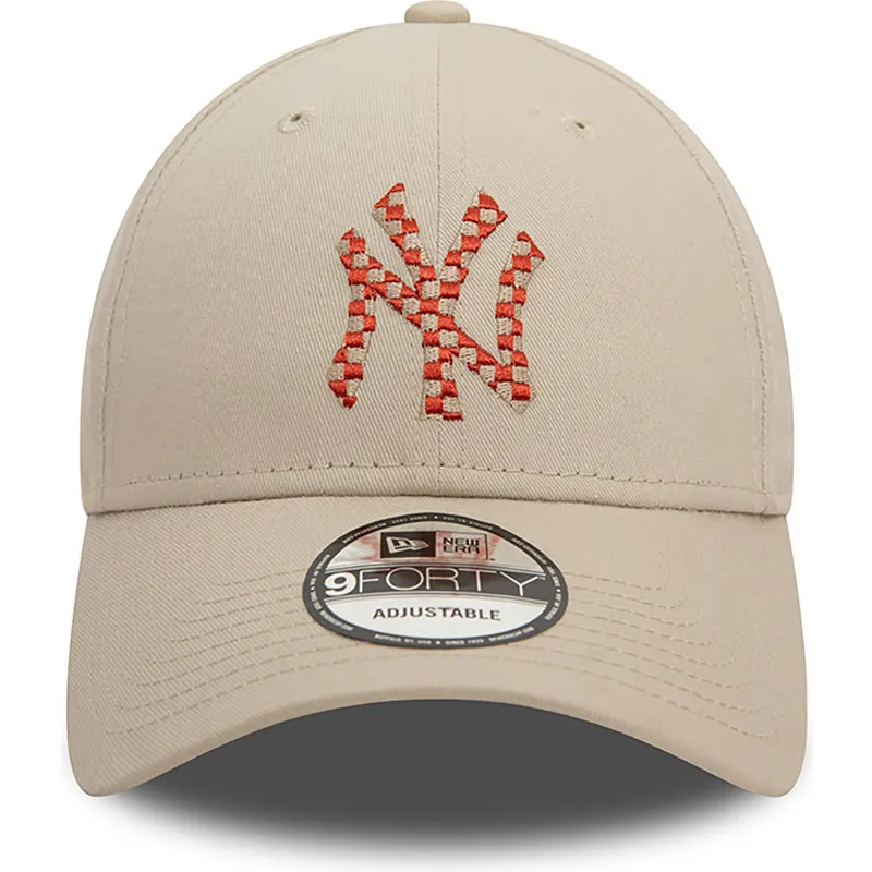 bezowa-regulowana-czapka-z-daszkiem-9forty-seasonal-infill-new-york-yankees-mlb-new-era