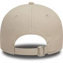 cappellino-curvo-beige-regolabile-9forty-seasonal-infill-di-new-york-yankees-mlb-di-new-era