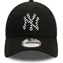 gorra-curva-negra-ajustable-9forty-seasonal-infill-de-new-york-yankees-mlb-de-new-era