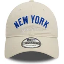 bojd-beige-justerbar-keps-9twenty-wordmark-fran-new-york-yankees-mlb-av-new-era