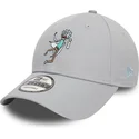 gorra-curva-gris-ajustable-9forty-character-de-rick-sanchez-rick-y-morty-de-new-era