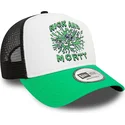 weisse-schwarze-und-grune-a-frame-character-trucker-kappe-von-rick-und-morty-von-new-era