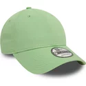 casquette-courbee-verte-claire-ajustable-9forty-essential-new-era