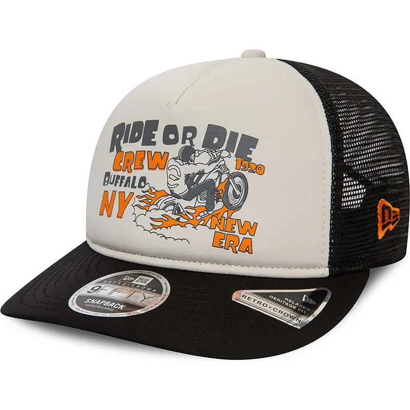 schwarze-und-weisse-trucker-kappe-american-ride-or-die-9fifty-retro-crown-a-frame-von-new-era