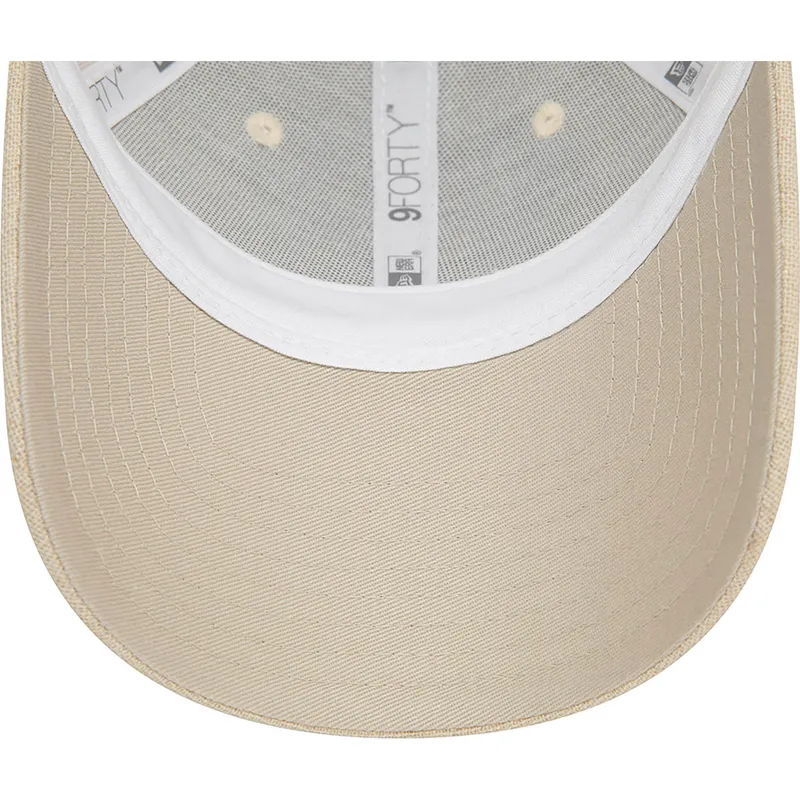 gorra-curva-beige-ajustable-para-mujer-9forty-linen-de-new-york-yankees-mlb-de-new-era