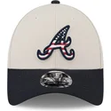 casquette-courbee-beige-et-bleue-marine-snapback-9forty-stretch-snap-4th-of-july-atlanta-braves-mlb-new-era
