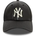 new-york-yankees-mlb-new-era-9forty-justerbar-svart-bojd-skinnkeps