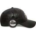 casquette-courbee-noire-ajustable-9forty-leather-new-york-yankees-mlb-new-era