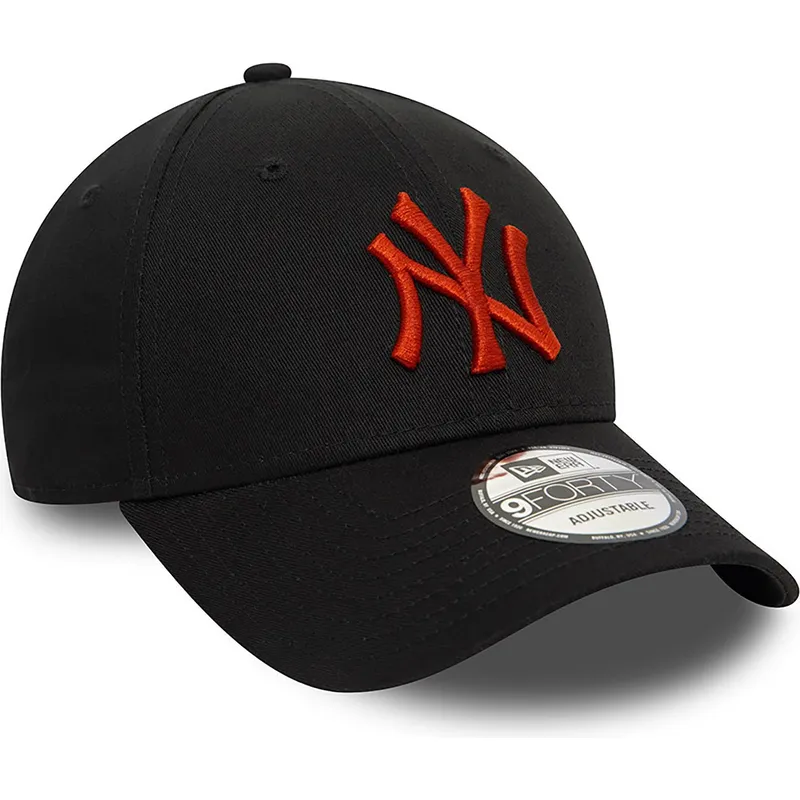schwarze-verstellbare-curved-cap-mit-rotem-logo-9forty-league-essential-der-new-york-yankees-mlb-von-new-era