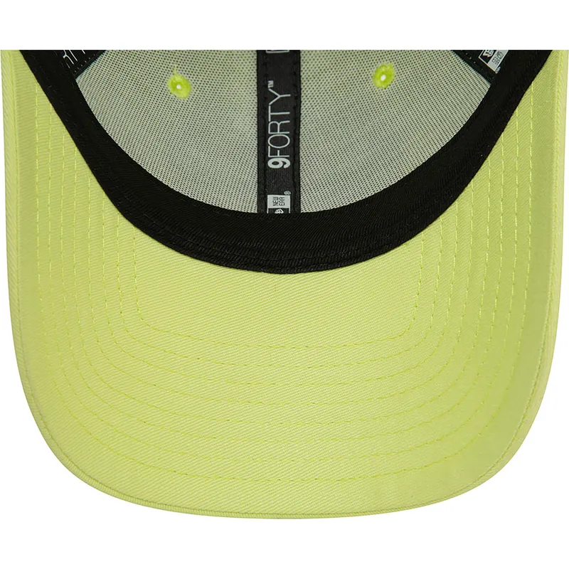 hellgrune-verstellbare-curved-cap-mit-grunem-logo-9forty-league-essential-der-los-angeles-dodgers-mlb-von-new-era