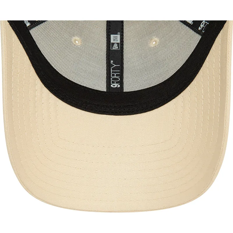 mutzen-gebogen-beige-verstellbares-band-9forty-von-new-era