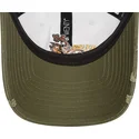 weisse-und-grune-verstellbare-curved-cap-9twenty-washed-tasmanischer-teufel-looney-tunes-von-new-era