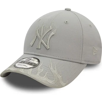 New Era Curved Brim Grey Logo 9FORTY Flame New York...