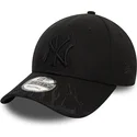 gorra-curva-negra-ajustable-con-logo-negro-9forty-flame-de-new-york-yankees-mlb-de-new-era